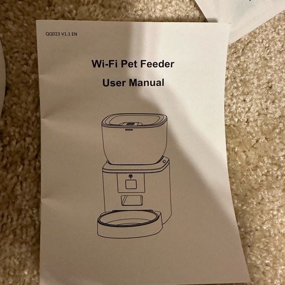 Anchor Automatic Dog Feeder - White and Silver - Picture 9 of 9